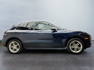 2021  Macan AWD in Laval, Quebec - 6 - w320h240px