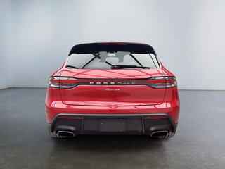 2022 Porsche Macan Toit panoramique in Laval, Quebec - 4 - w320h240px