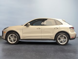 2023 Porsche Macan Premium Package Plus in Laval, Quebec - 2 - w320h240px