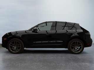 2023 Porsche Macan in Laval, Quebec - 2 - w320h240px