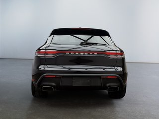 Porsche Macan  2023 à Laval, Québec - 4 - w320h240px