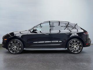 2023 Porsche Macan in Laval, Quebec - 2 - w320h240px