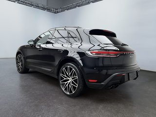 2023 Porsche Macan in Laval, Quebec - 3 - w320h240px