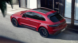 2024 Porsche Macan GTS  GTS Sport Package in Laval, Quebec - 4 - w320h240px