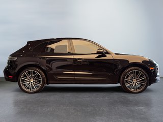 2024 Porsche Macan Premium Package Plus in Laval, Quebec - 5 - w320h240px
