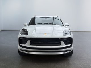 2024 Porsche Macan Premium Package Plus in Laval, Quebec - 6 - w320h240px
