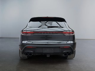 2024 Porsche Macan S Premium Package Plus in Laval, Quebec - 4 - w320h240px