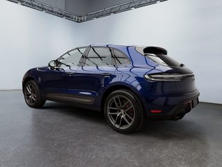 2024 Porsche Macan in Laval, Quebec - 3 - w320h240px