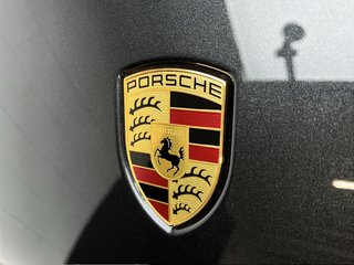 2024 Porsche Macan in Laval, Quebec - 6 - w320h240px