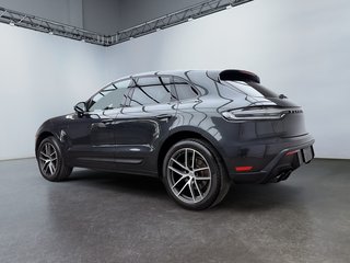 Porsche Macan  2024 à Laval, Québec - 3 - w320h240px