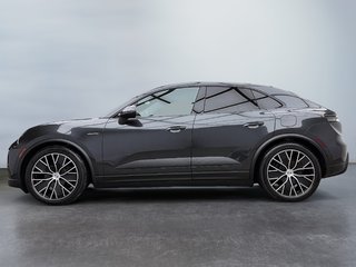 2025 Porsche Macan Electric Premium Package in Laval, Quebec - 2 - w320h240px