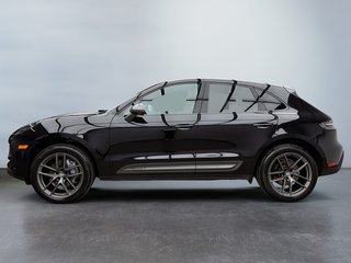 2025 Porsche Macan in Laval, Quebec - 2 - w320h240px
