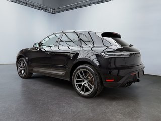 2025 Porsche Macan in Laval, Quebec - 3 - w320h240px