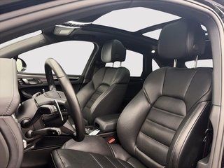 2025 Porsche Macan S in Laval, Quebec - 5 - w320h240px