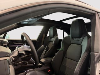Porsche Macan Electric Turbo 2025 à Laval, Québec - 5 - w320h240px