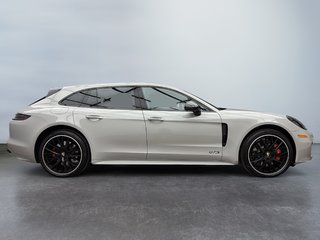 Porsche Panamera GTS V8 Sport Turismo Premium Package 2023 à Laval, Québec - 5 - w320h240px