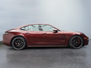 Porsche Panamera GTS w/Assistance Package 2023 à Laval, Québec - 5 - w320h240px