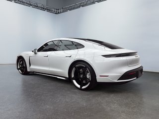 Porsche Taycan 4S Performance Package 2021 à Laval, Québec - 3 - w320h240px