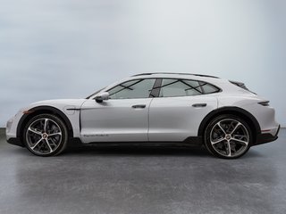 Porsche Taycan Turbo S Cross Turismo AWD 2022 à Laval, Québec - 2 - w320h240px
