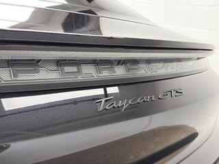 Porsche Taycan GTS AWD 2022 à Laval, Québec - 6 - w320h240px