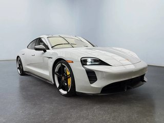 Porsche Taycan Turbo S Technology Package 2023 à Laval, Québec - 6 - w320h240px