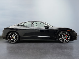 2023 Porsche Taycan 4S 52860$ en options in Laval, Quebec - 5 - w320h240px