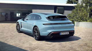 Porsche Taycan GTS Sport Turismo AWD 2023 à Laval, Québec - 3 - w320h240px
