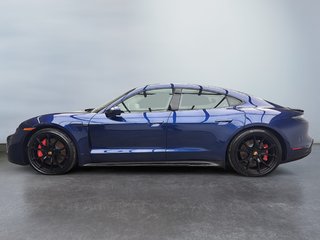 Porsche Taycan GTS Premium Package 2023 à Laval, Québec - 2 - w320h240px