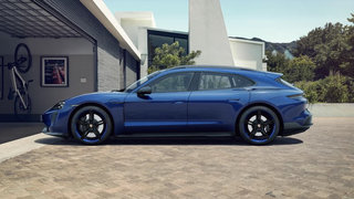 2024 Porsche Taycan GTS Sport Turismo AWD in Laval, Quebec - 2 - w320h240px