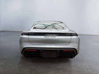 Porsche Taycan GTS **GTS Interior Package** 2024 à Laval, Québec - 4 - w320h240px