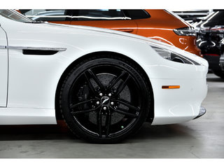 Aston Martin Virage 2+2 Coupe / V12 / Bluetooth 2012 à Laval, Québec - 6 - w320h240px