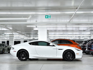 Aston Martin Virage 2+2 Coupe / V12 / Bluetooth 2012 à Laval, Québec - 2 - w320h240px