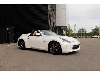 2018 Nissan 370Z Roadster Touring Sport w-Black Top Auto in Laval, Quebec - 3 - w320h240px