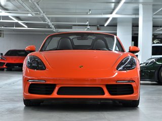 2022 Porsche 718 Boxster S in Laval, Quebec - 5 - w320h240px