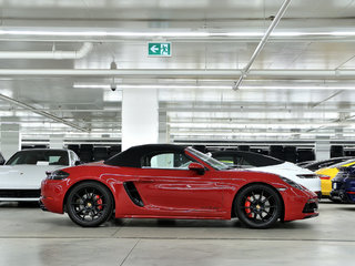 Porsche 718 Boxster GTS 4.0 Manual / 18 Ways Seats / Premium Package 2023 à Laval, Québec - 3 - w320h240px