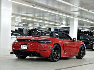 Porsche 718 Boxster GTS 4.0 Manual / 18 Ways Seats / Premium Package 2023 à Laval, Québec - 4 - w320h240px