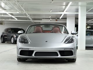 Porsche 718 Boxster S 2024 à Laval, Québec - 5 - w320h240px