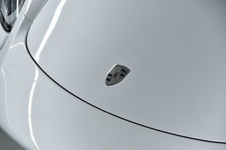 Porsche 718 Boxster S 2024 à Laval, Québec - 6 - w320h240px