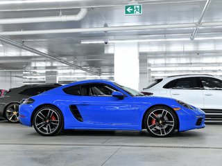 Porsche 718 Cayman Premium Package / Sport Exhaust / BOSE 2024 à Laval, Québec - 2 - w320h240px