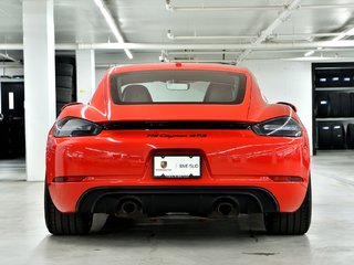 Porsche 718 Cayman GTS 4.0 Coupe / Premium Package / BOSE 2024 à Laval, Québec - 4 - w320h240px