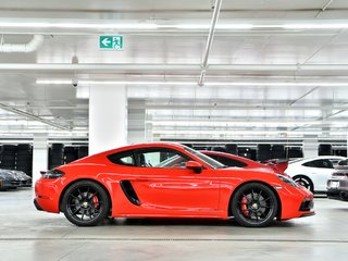 Porsche 718 Cayman GTS 4.0 Coupe / Premium Package / BOSE 2024 à Laval, Québec - 2 - w320h240px