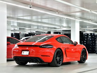 Porsche 718 Cayman GTS 4.0 Coupe / Premium Package / BOSE 2024 à Laval, Québec - 3 - w320h240px