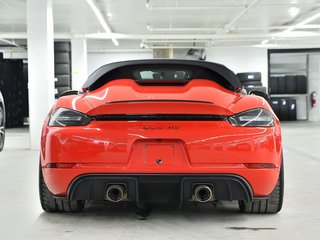 Porsche 718 Spyder RS 2024 à Laval, Québec - 5 - w320h240px