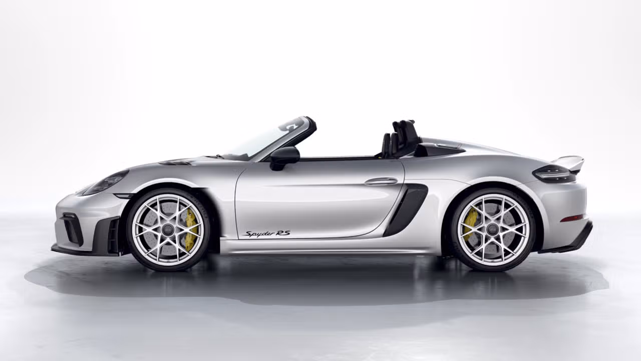Porsche 718 Spyder RS 2024 à Laval, Québec - 5 - w320h240px