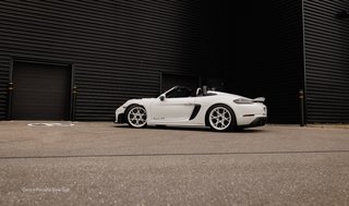 Porsche 718 Spyder RS 2025 à Laval, Québec - 4 - w320h240px