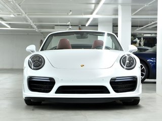 Porsche 911 2dr Cabriolet Turbo / PCCBs / Burmester High End 2017 à Laval, Québec - 5 - w320h240px