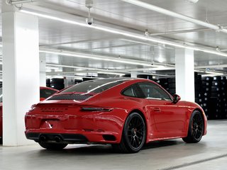 2019 Porsche 911 Carrera 4 GTS Coupe / SportDesign / BOSE in Laval, Quebec - 3 - w320h240px