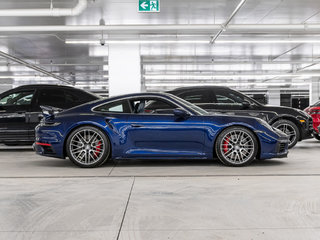 Porsche 911 Turbo Coupe 2021 à Laval, Québec - 2 - w320h240px