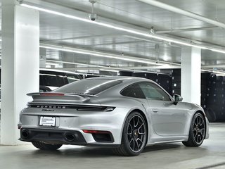 2021 Porsche 911 Turbo S in Laval, Quebec - 3 - w320h240px