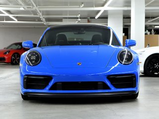 2023 Porsche 911 Carrera GTS Coupe / Manual Transmission / BOSE in Laval, Quebec - 5 - w320h240px